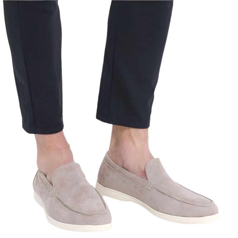 TheighT | Suede Loafers